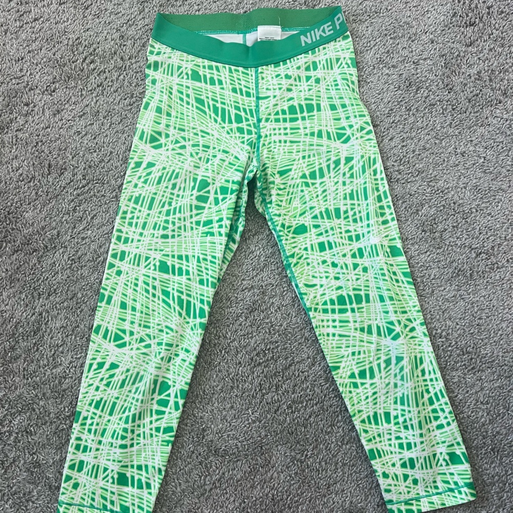 Nike Pro Dri-Fit Capri Leggings Womens Size Medium